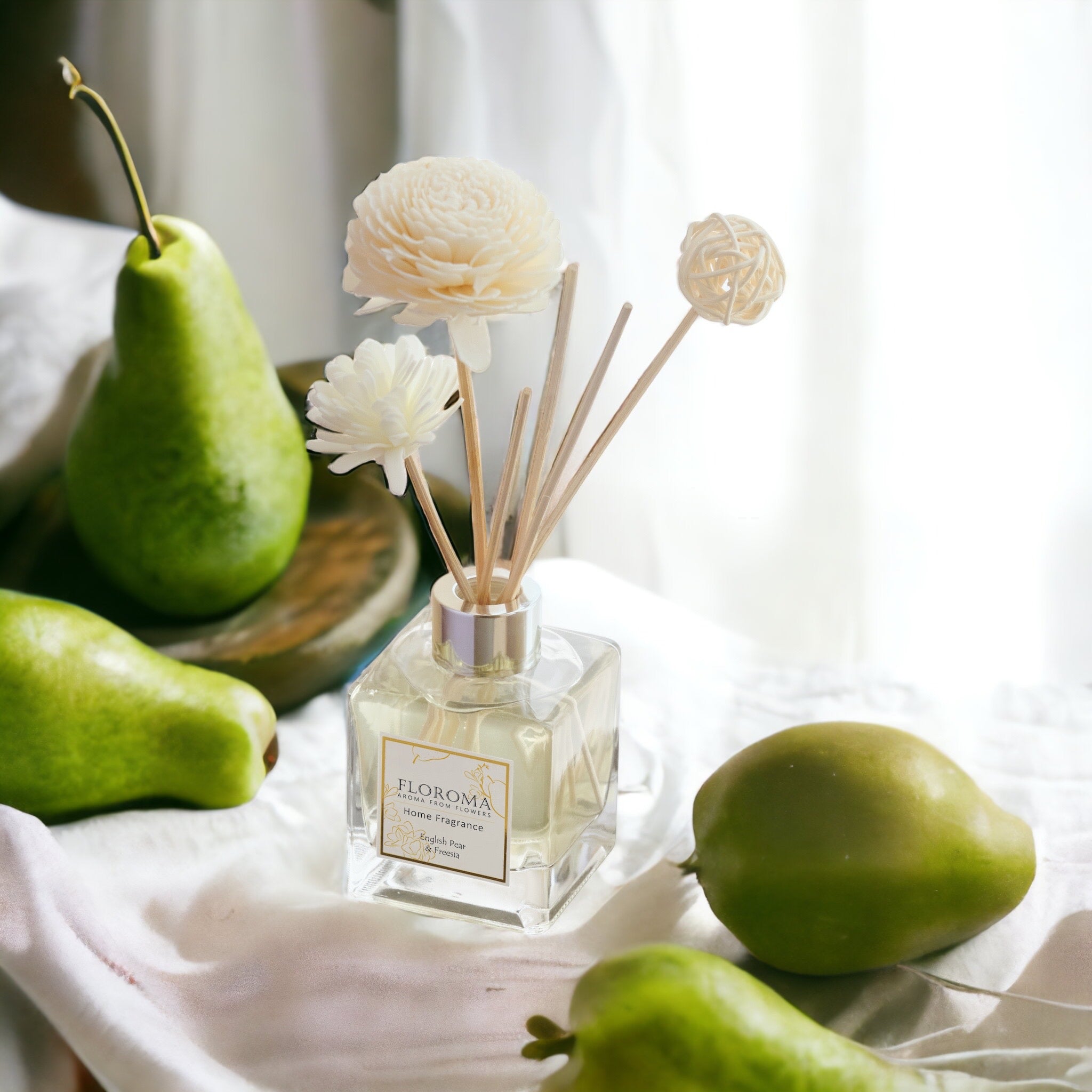 《英國梨與小蒼蘭 English Pear and Freesia》【室內擴香瓶】 Home Diffuser