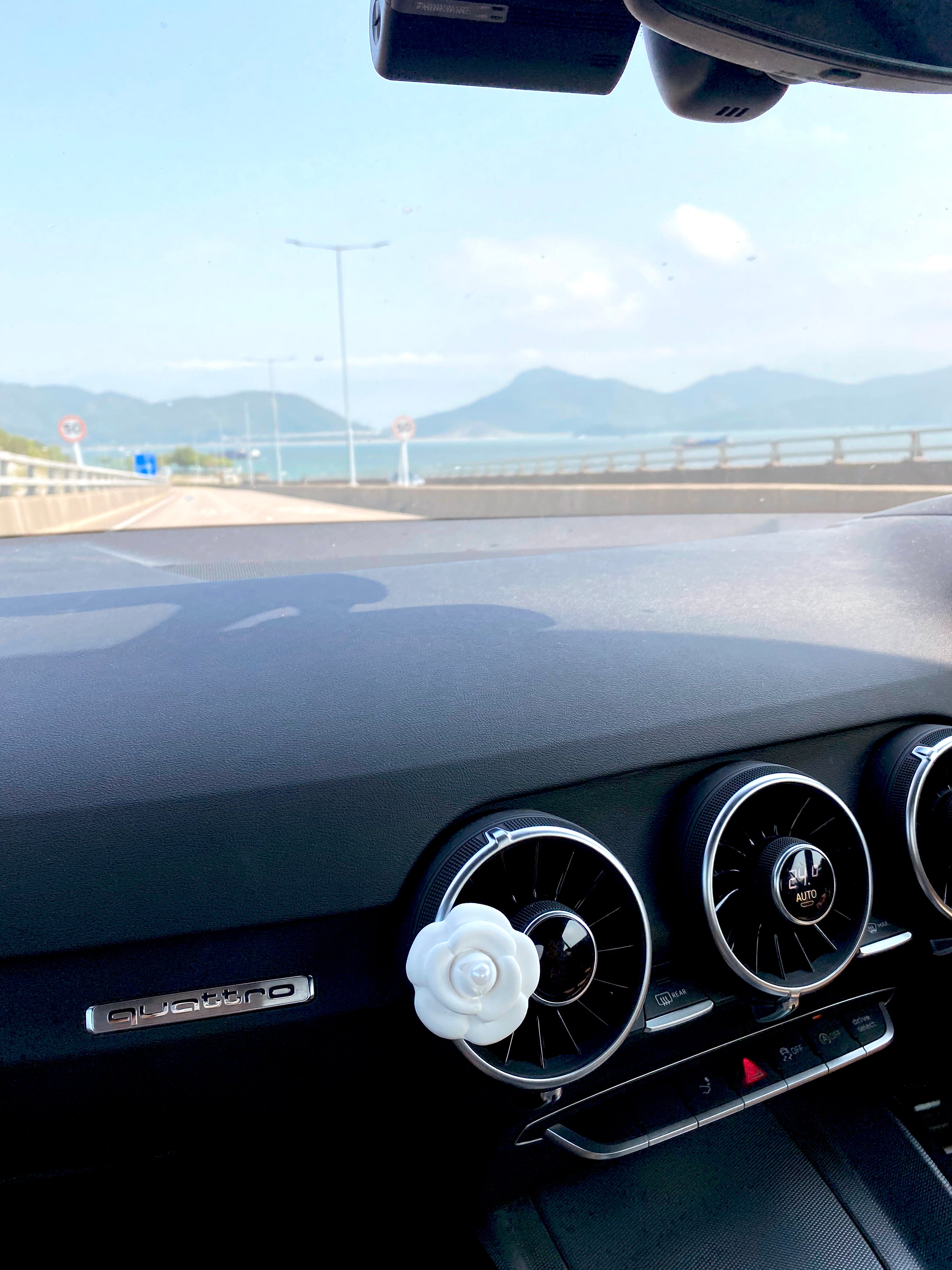 【車用擴香套裝】$398:擴香石+車用精油補充裝!免運費!