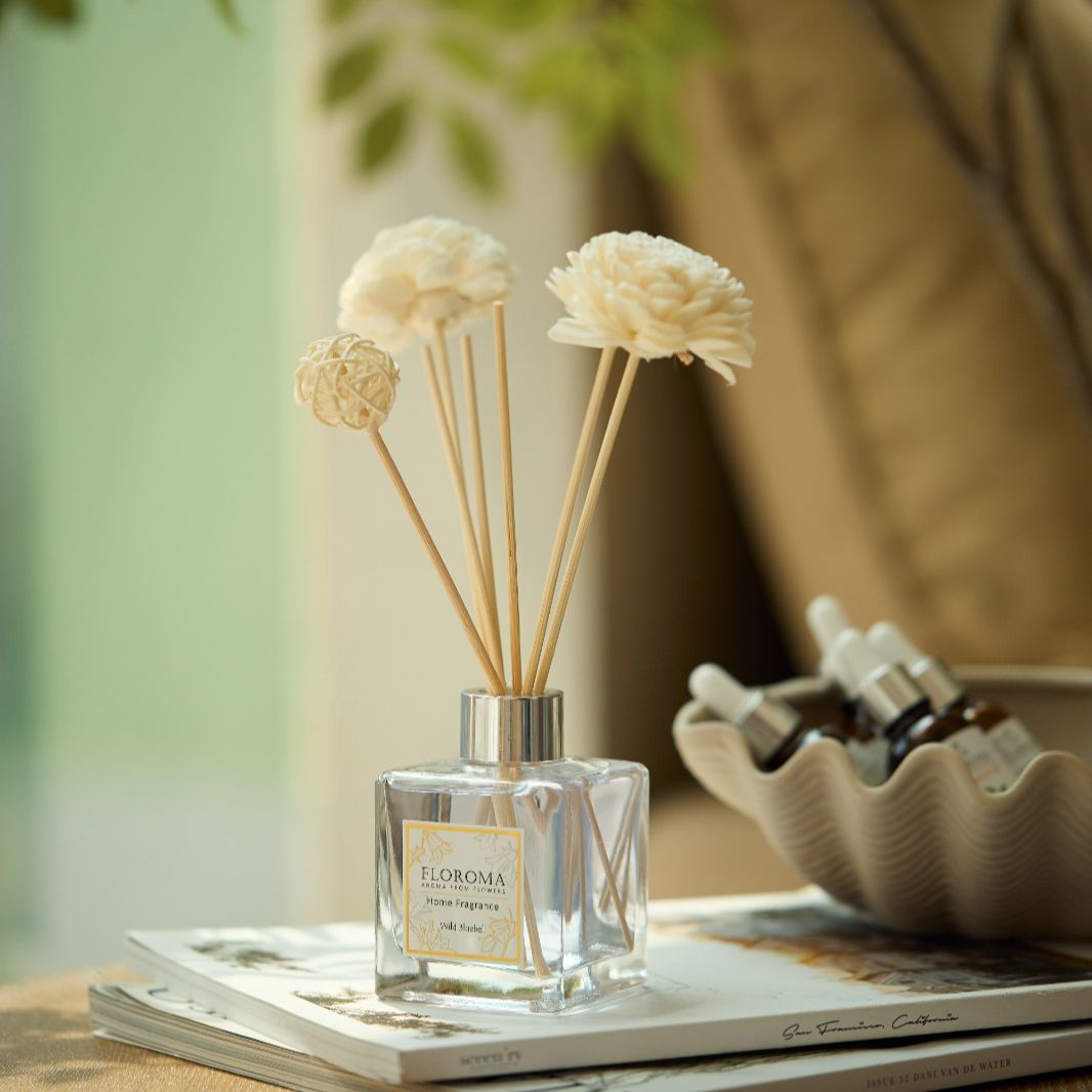 《英國梨與小蒼蘭 English Pear and Freesia》【室內擴香瓶】 Home Diffuser