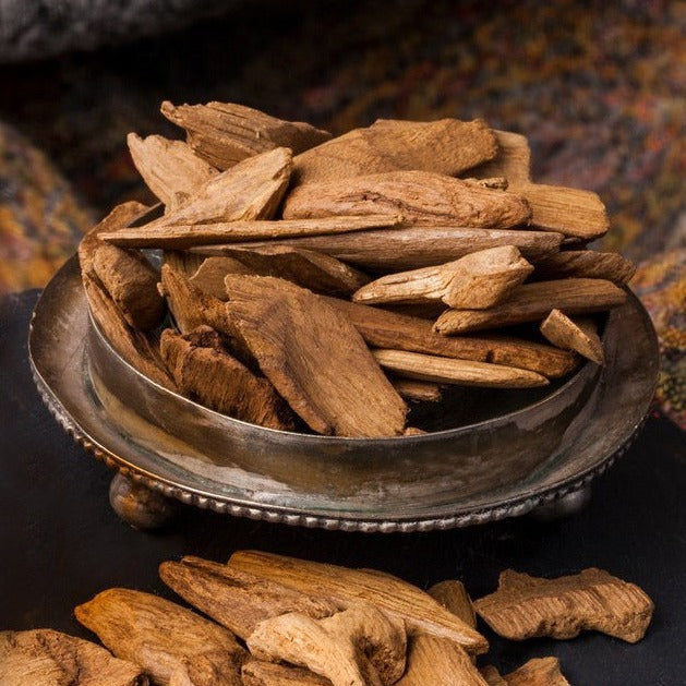 沉香木香水 《Oud》