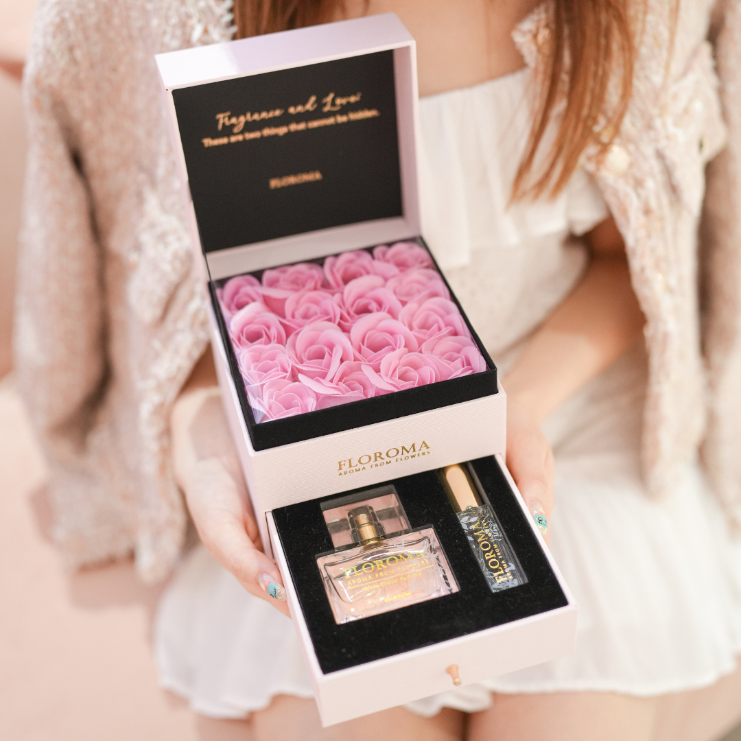 【送禮必備】雙層抽屜豪華花盒+大小香水套裝